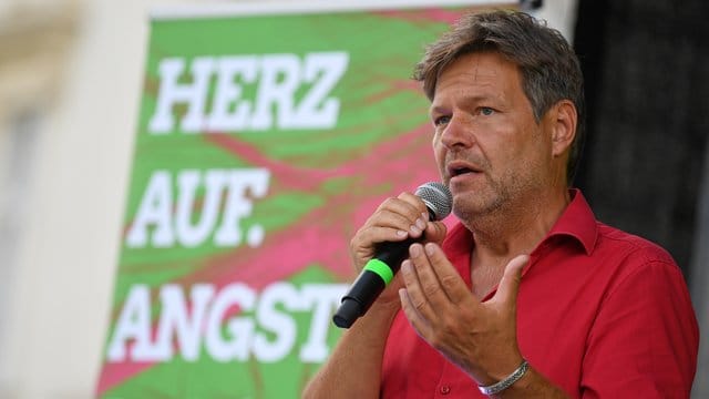 Robert Habeck: "Zu einer Schuldenbremse gehört ein Investitionsmotor".