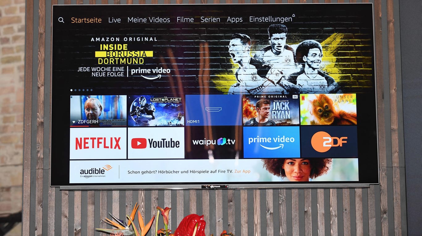 Auf einem Fernseher von Grundig ist Amazons Entertainment-Plattform Fire TV vorinstalliert: Am Mittwoch hat der Online-Riese auf der IFA eine neue Produktpalette vorgestellt.