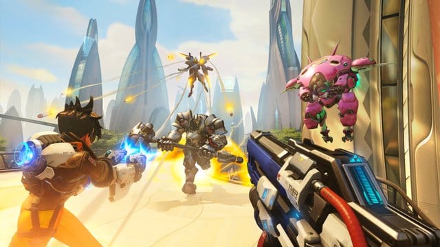 Buntes Geballer: "Overwatch" gibt es ab Mitte Oktober auch für Nintendo Switch. Buntes Geballer: "Overwatch" gibt es ab Mitte Oktober auch für Nintendo Switch.