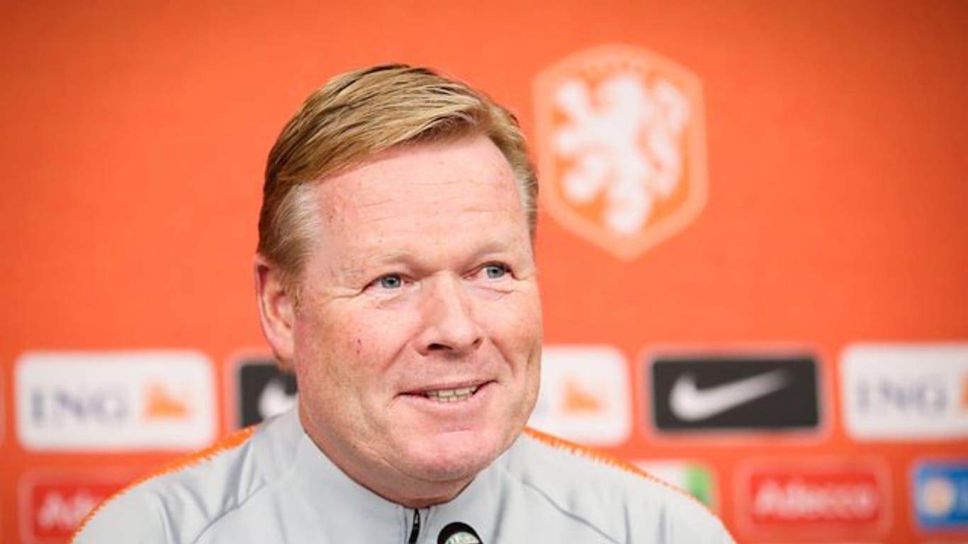 Sieht keine besondere Brisanz im Spiel gegen Deutschland: Ronald Koeman, Trainer der Niederlande.