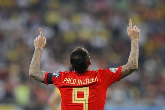 Beim 2:1-Sieg der Spanier im EM-Quali-Spiel gegen Rumänien hat auch Paco Alcacer getroffen.