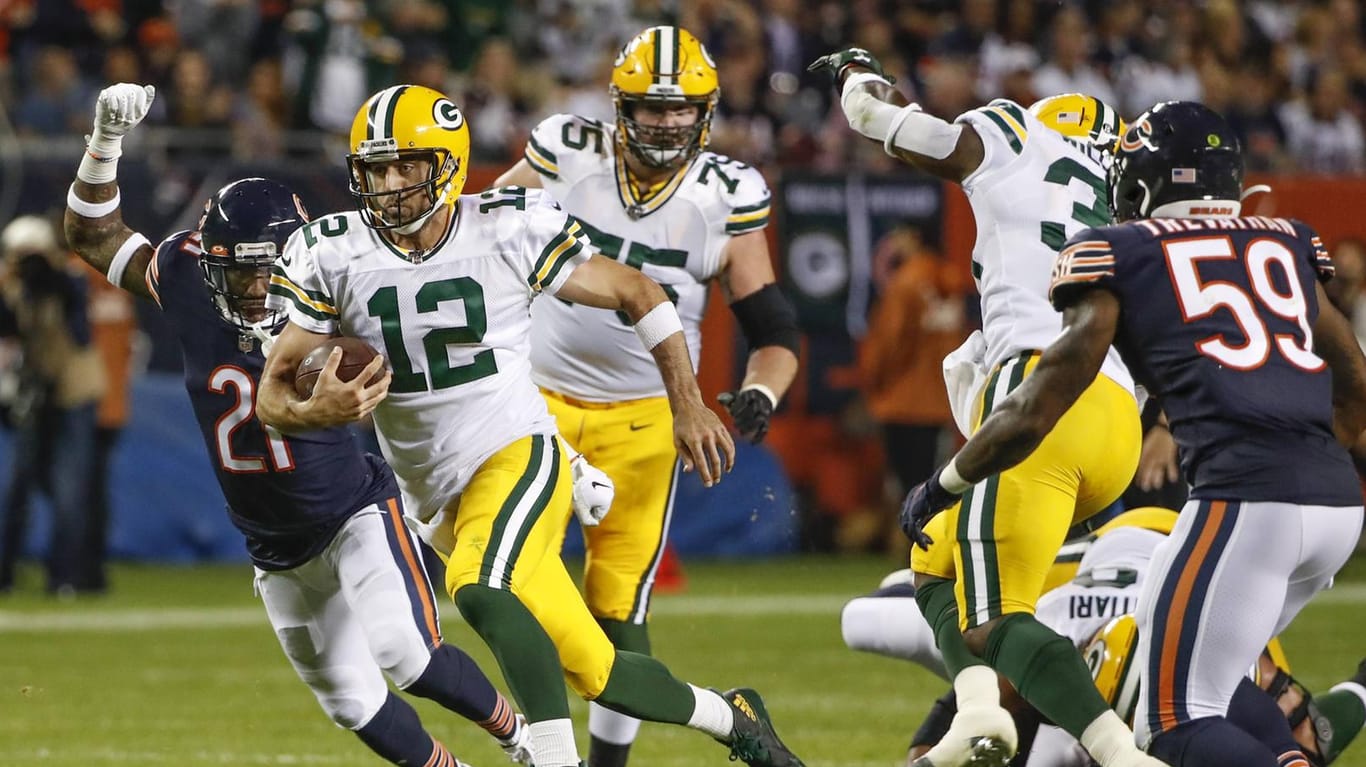 Aaron Rodgers (2.v.l.): Der Quarterback der Green Bay Packers führte sein Team zum Sieg.