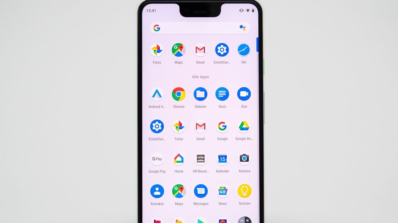 Das Herstellerbild zeigt das Google Pixel 3 mit Android 9: Seit dem 3. September ist Android 10 für Pixel-Geräte verfügbar.