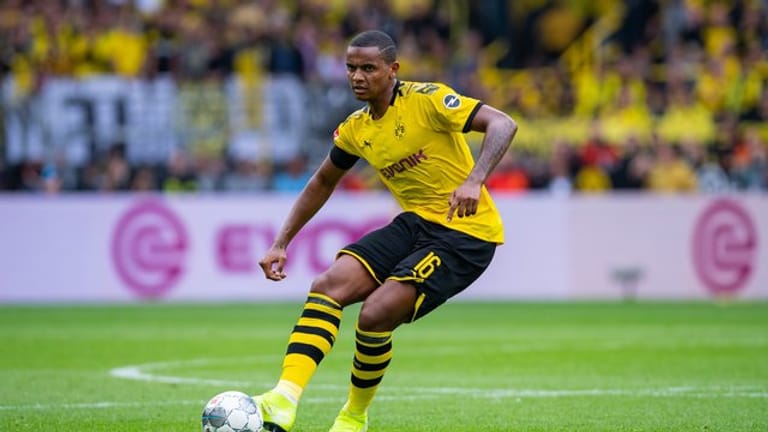 Manuel Akanji soll in Dortmund genauer untersucht werden.