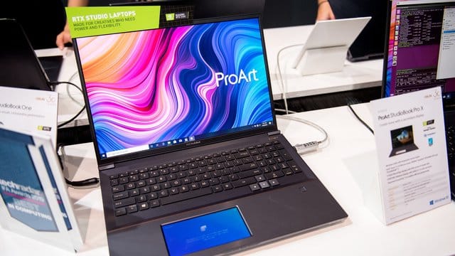 Volle Desktop-Leistung, aber unterwegs: Das Studiobook One ist das Spitzenmodell der ProArt-Reihe.