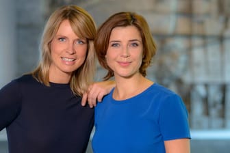 Die Moderatorinnen von "Hier spricht Berlin": Jessy Wellmer (li.) und Eva-Maria Lemke.