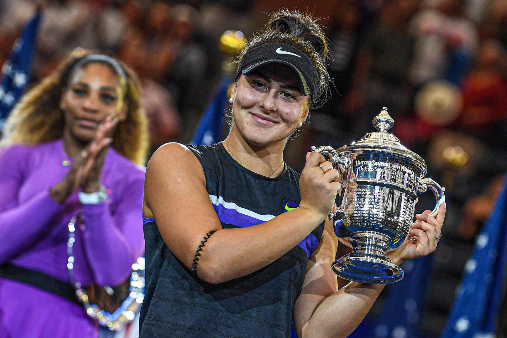 Hinter ihr musste sich in New York sogar Tennis-Superstar Serena Williams (l.) anstellen: Bianca Andreescu.