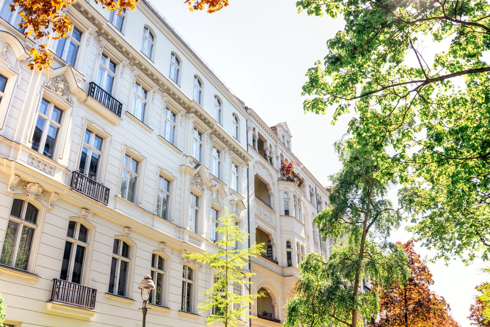 Wohnhaus in Berlin Prenzlauer-Berg: Vor allem Eigentümer profitieren von einer intakten Infrastruktur, die unter anderem von der Grundsteuer getragen wird.