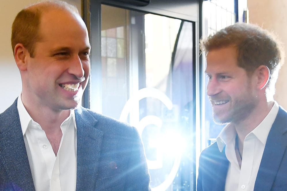 Prinz William und Prinz Harry: Die Brüder sind zusammen auf einem alten Foto zu sehen.