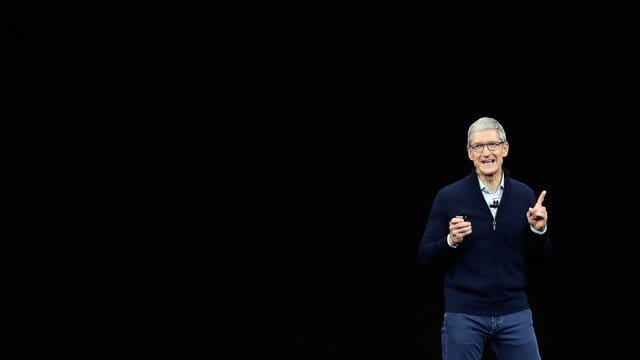 Der Geschäftsführer von Apple, Tim Cook, während einer Präsentation 2017. Der Geschäftsführer von Apple, Tim Cook, während einer Präsentation 2017.