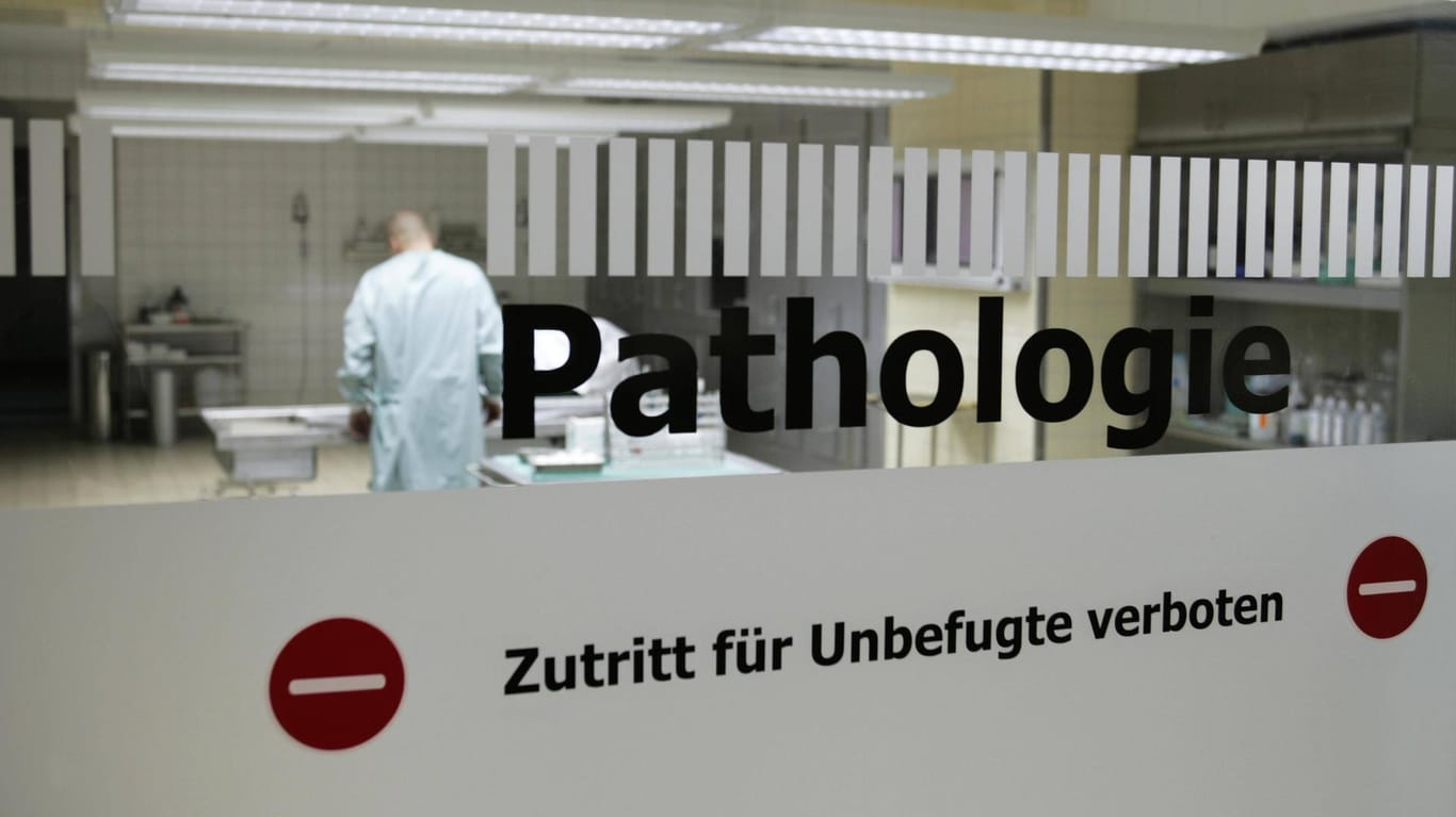 Pathologie: In Saarbrücken ermittelt die Staatsanwaltschaft gegen einen Mediziner. (Symbolbild)