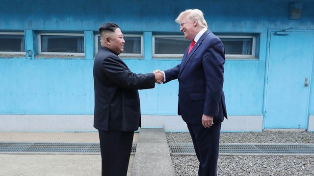 Kim Jong Un und Donald Trump hatten Ende Juni bei einem kurzen Treffen an der innerkoreanischen Grenze Verhandlungen vereinbart.