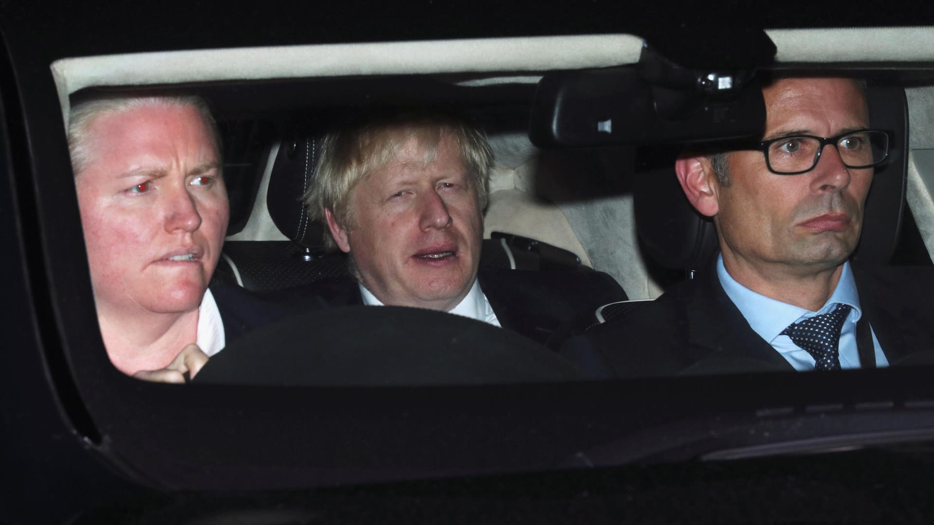 Premierminister Boris Johnson bei der Abfahrt aus dem Parlament letzte Nacht.