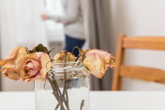 Der erzwungene Auszug aus einer Wohnung kann Mieter auch psychisch belasten.