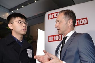 Demokratie-Aktivist Joshua Wong im Gespräch mit Bundesaußenminister Heiko Maas.