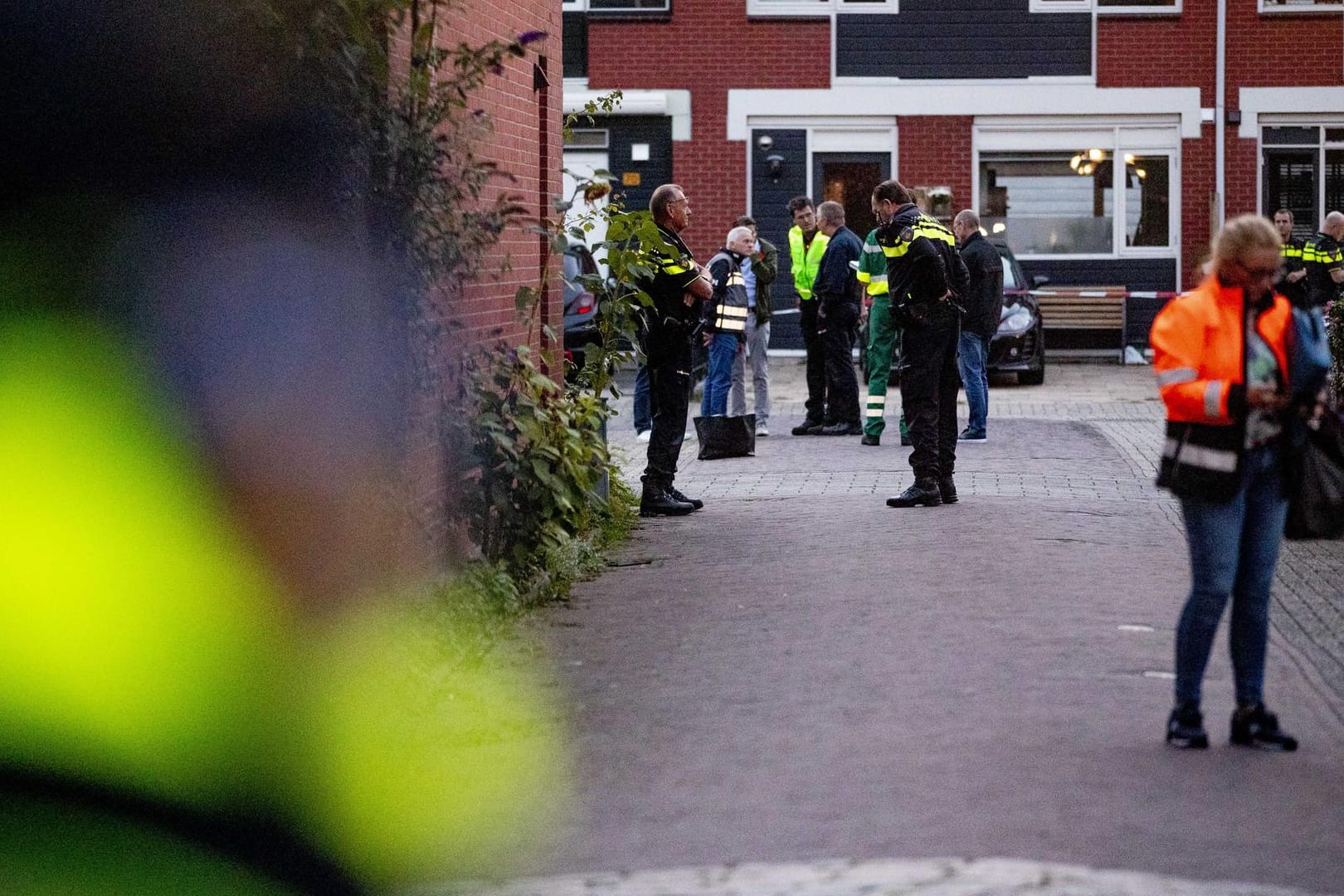 Ermittlungen in Dordrecht: Die drei Toten sollen alle einer Familie angehört haben.