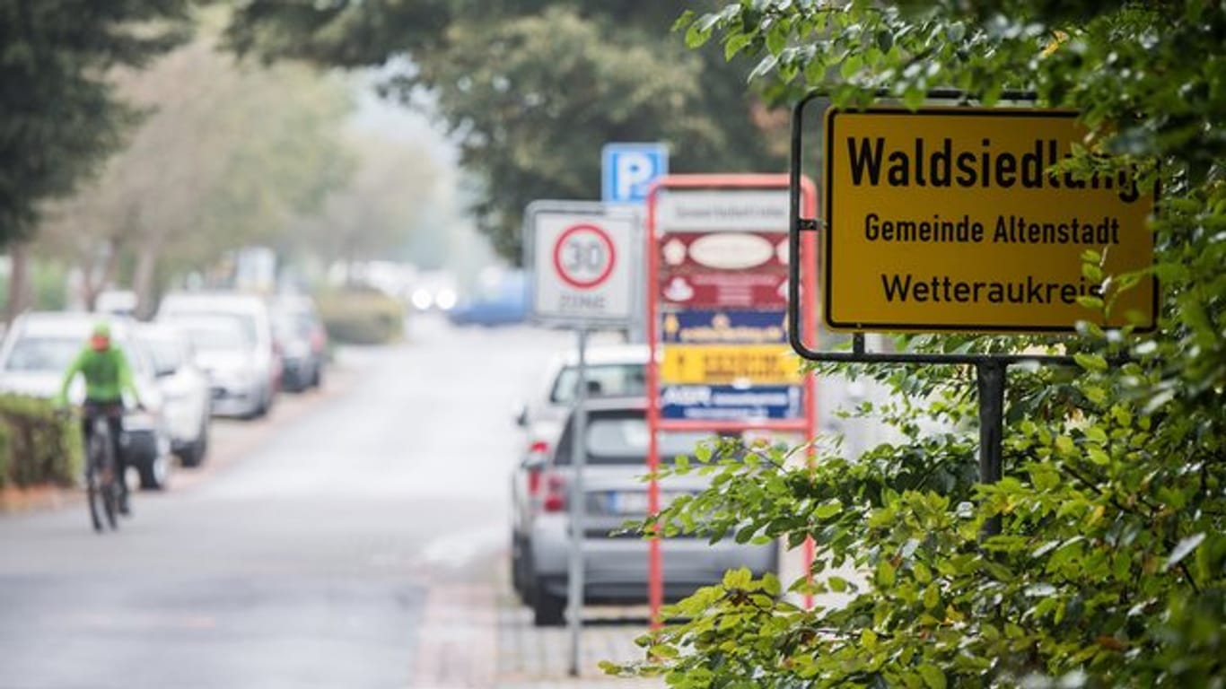 Schild des Ortsteils Waldsiedlung der Gemeinde Altenstadt.
