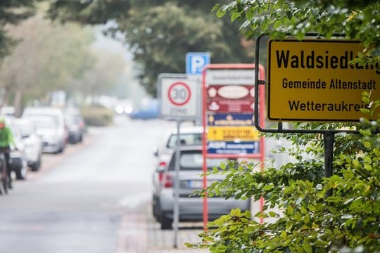 Schild des Ortsteils Waldsiedlung der Gemeinde Altenstadt.