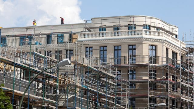 Wer bezahlbaren Wohnraum neu schafft, kann ausnahmsweise einen größeren Teil der Kosten abschreiben.