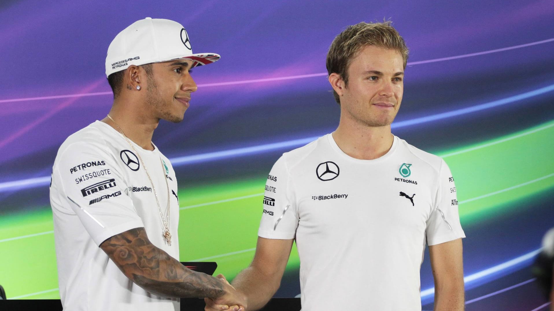 Lewis Hamilton (l.) und Nico Rosberg waren schon als Teamkollegen nicht immer beste Freunde.