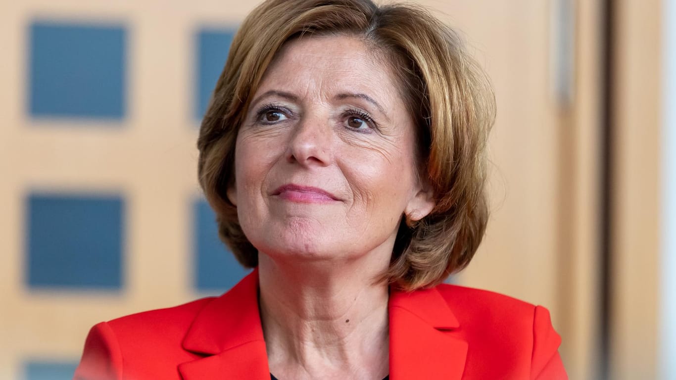 Kommissarische SPD-Chefin Malu Dreyer: Im Oktober wird sie die Partei acht Wochen lang alleine führen.