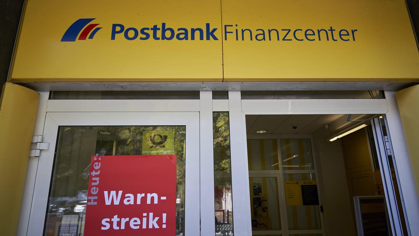 Warnstreik bei Postbanken: Kunden der Bank müssen mit neuen Streiks rechnen.
