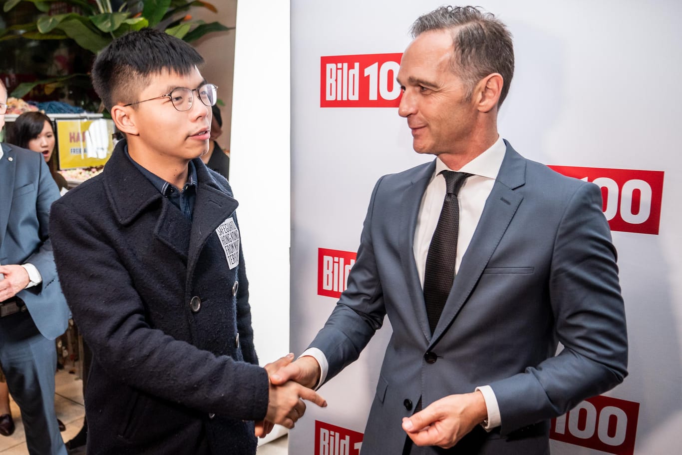Joshua Wong (l) und Heiko Maaß: Der Aktivist und der Außenminister haben sich auf einem Event in Berlin getroffen.