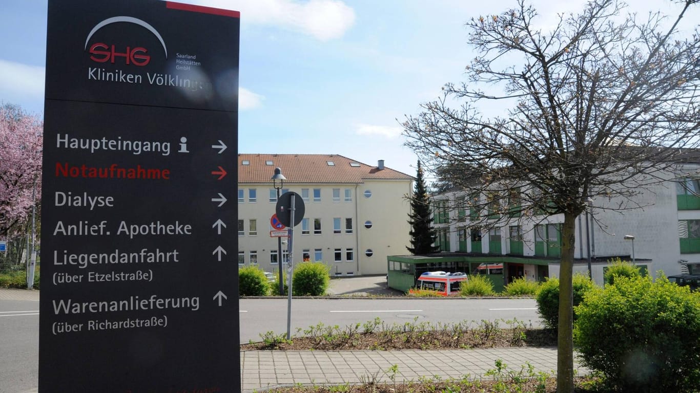 SHG-Klinik Völklingen: Die Taten sollen sich zwischen März 2015 und März 2016 im Saarland ereignet haben.