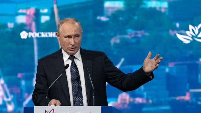 Der russische Spion soll Kontakt zu Wladimir Putin gehabt haben. Der russische Spion soll Kontakt zu Wladimir Putin gehabt haben.