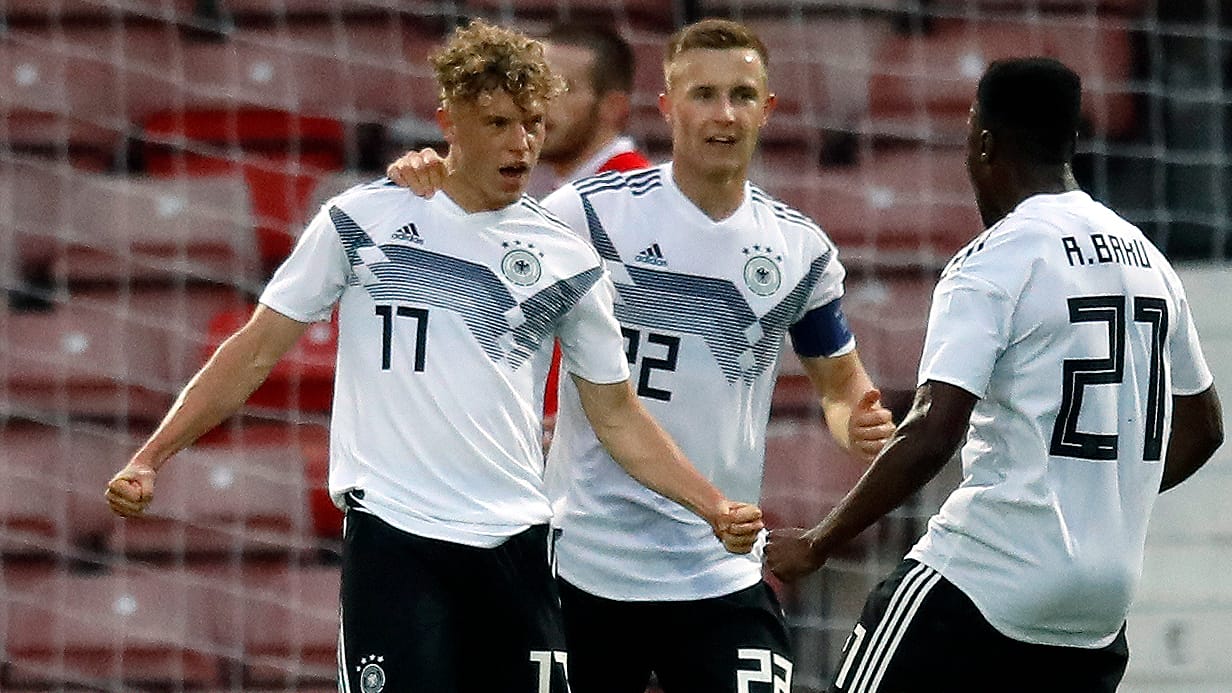 Robin Hack erzielte in der 1. Halbzeit einen lupenreinen Hattrick.