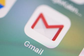 Die neue Version der Gmail-App ermöglicht es, mit einem Wisch zwischen den Postfächern zu wechseln.