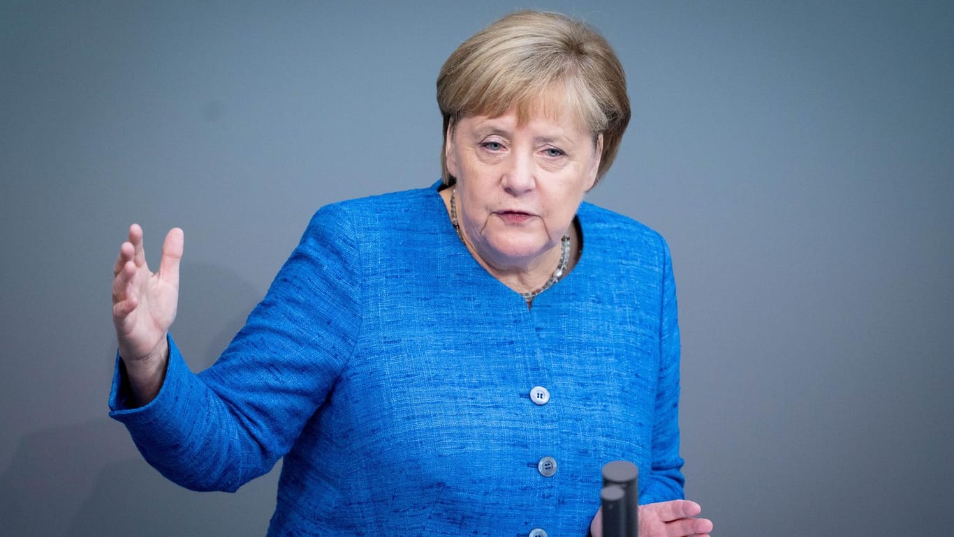 Angela Merkel bei der Generaldebatte im Bundestag: Bei ihrer Rede zeigte sich die Kanzlerin kämpferisch.