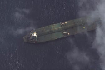 Eine Satellitenaufnahme von «Adrian Darya-1»: Mithilfe des zeitweise festgesetzten Tankers soll Öl nach Syrien geflossen sein.