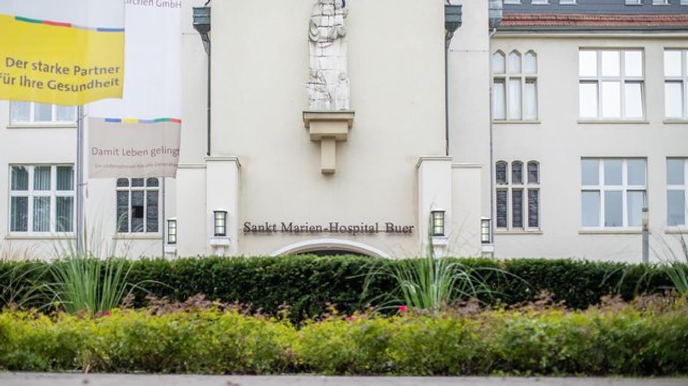 Im Sankt Marien-Hospital in Gelsenkirchen-Buer hat es eine ungewöhnliche Häufung von Neugeborenen mit Handfehlbildung gegeben.