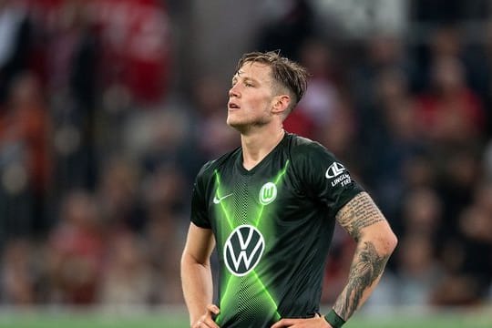 Nach seinem fünften Tor im dritten Spiel am Stück trotzdem angefressen: Wolfsburgs Wout Weghorst.