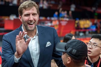 Besuch in China: Dirk Nowitzki war bei der WM als Botschafter der Fiba vor Ort.