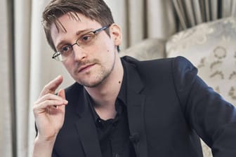 Edward Snowden während eines Interviews: Der Whistleblower war bei der NSA als der "Zauberwürfel-Typ" bekannt.
