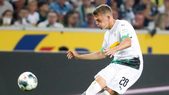 Gladbachs Matthias Ginter kann in Köln wieder auflaufen.