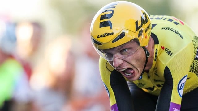 Tony Martin glaubt nach seinem schweren Sturz bei der Spanien-Rundfahrt weiter an eine WM-Teilnahme.