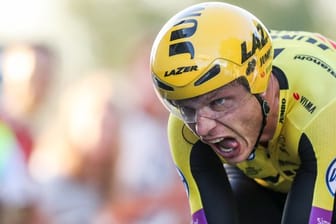 Tony Martin glaubt nach seinem schweren Sturz bei der Spanien-Rundfahrt weiter an eine WM-Teilnahme.