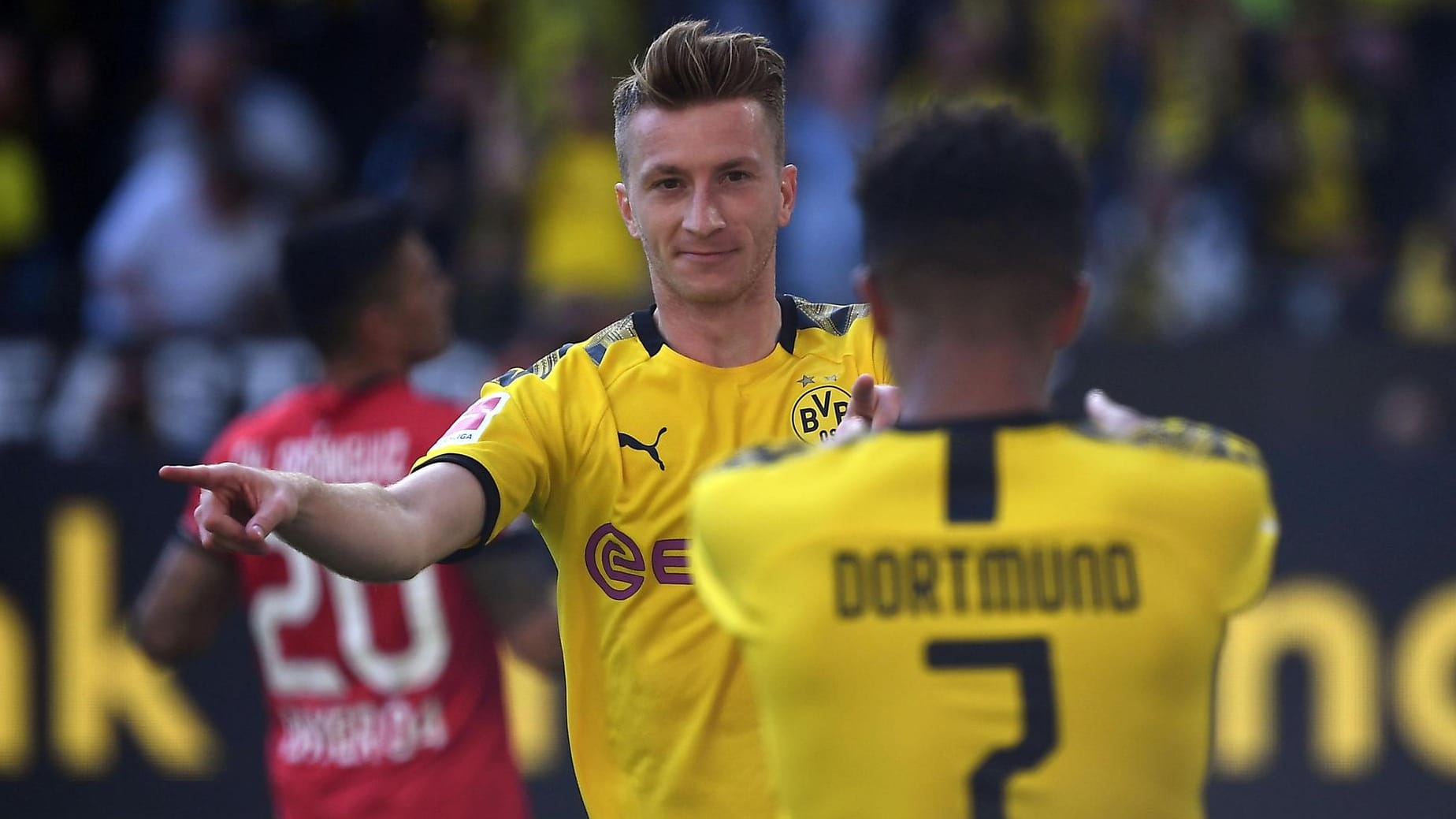 Marco Reus jubelt: Der BVB-Kapitän sorgte gegen Leverkusen mit seinem Tor frühzeitig für die Entscheidung.