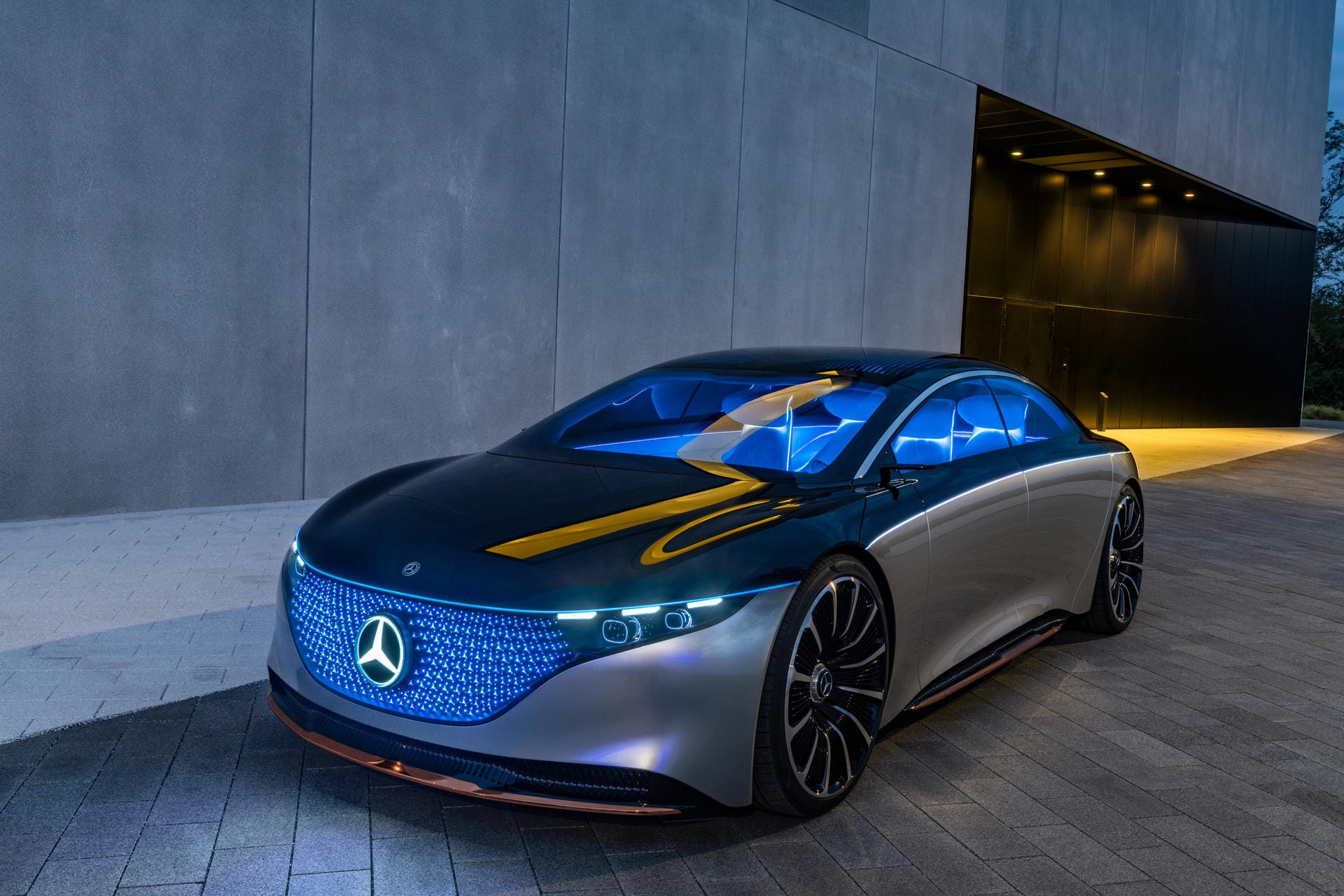 Mercedes-Benz Vision EQS: Es zeigt einen Ausblick auf ein Konzept eines vollelektrischen Fahrzeugs der Luxusklasse.
