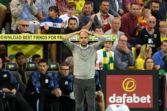 Musste mit Man City die erste Saisonniederlage quittieren: Pep Guardiola.