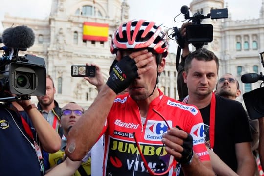 Primoz Roglic aus Slowenien vom Team Jumbo-Visma gewinnt die Vuelta a Espana.