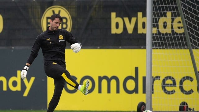 Beim Abschlusstraining fehlten die beiden Ersatzkeeper von BVB-Keeper Roman Bürki. Beim Abschlusstraining fehlten die beiden Ersatzkeeper von BVB-Keeper Roman Bürki.