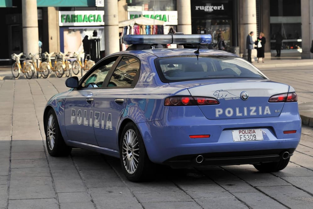 Italienisches Polizeiauto