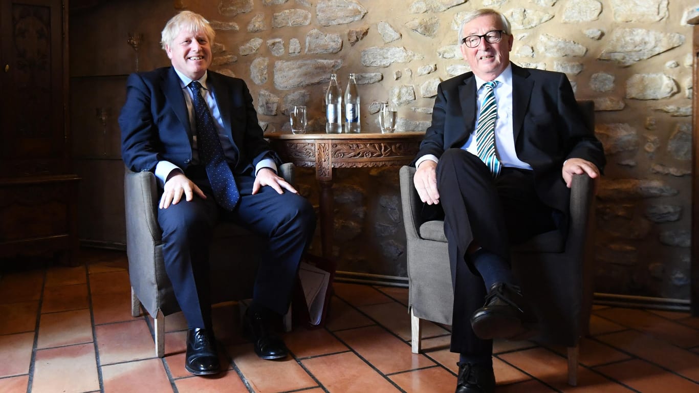 Weit von einer Lösung entfernt: Boris Johnson (l.) und Jean-Claude Juncker.