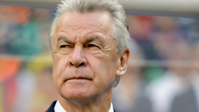 Sieht die deutschen Clubs auf Dauer nur mit Investoren international konkurrenzfähig: Ottmar Hitzfeld. Sieht die deutschen Clubs auf Dauer nur mit Investoren international konkurrenzfähig: Ottmar Hitzfeld.