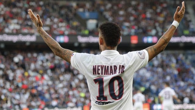 Darf bald wieder für Paris Saint-Germain in der Champions League spielen: Neymar. Darf bald wieder für Paris Saint-Germain in der Champions League spielen: Neymar.