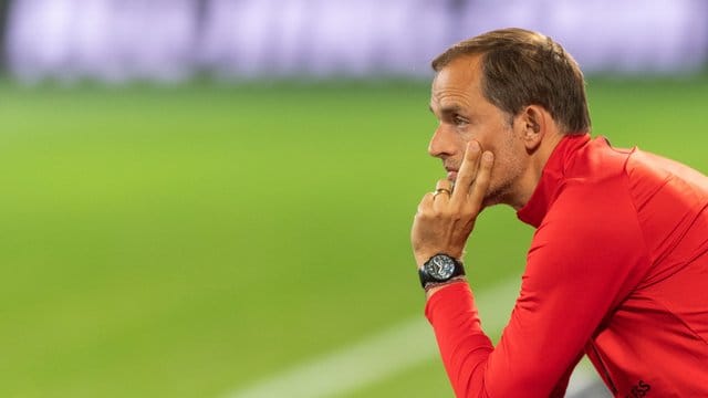 Muss zum Königsklassen-Auftakt auf ein prominentes Trio verzichten: PSG-Coach Thomas Tuchel. Muss zum Königsklassen-Auftakt auf ein prominentes Trio verzichten: PSG-Coach Thomas Tuchel.